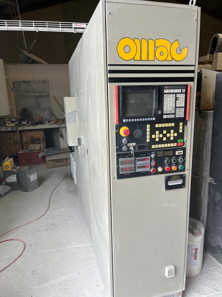Centre d'usinage OMAG modèle 98 MILL V3