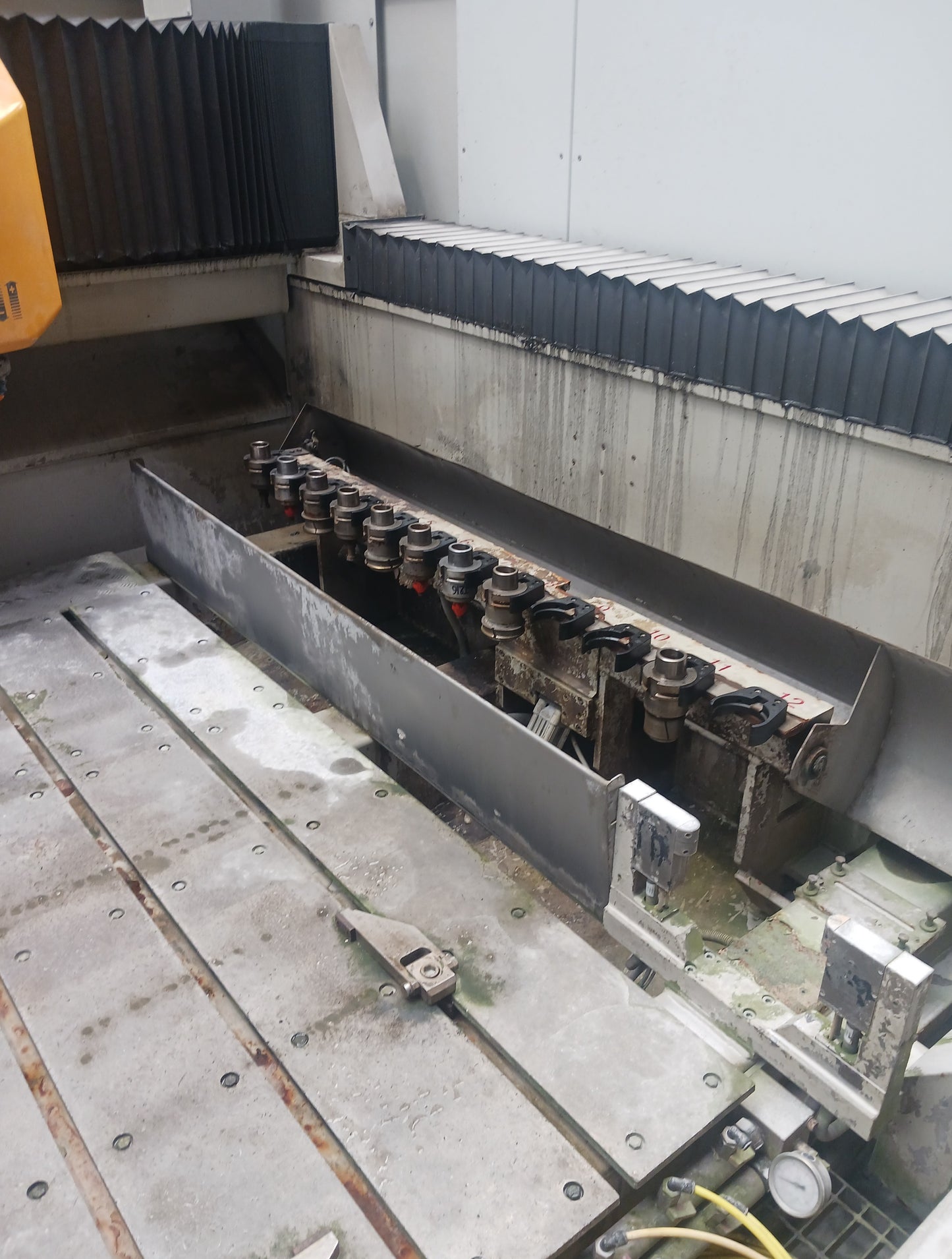 Centre d'usinage BRETON modèle CN260 K18